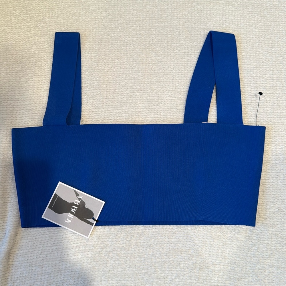 VB BODY VICTORIA BECKHAM
Cropped stretch-knit top in blue